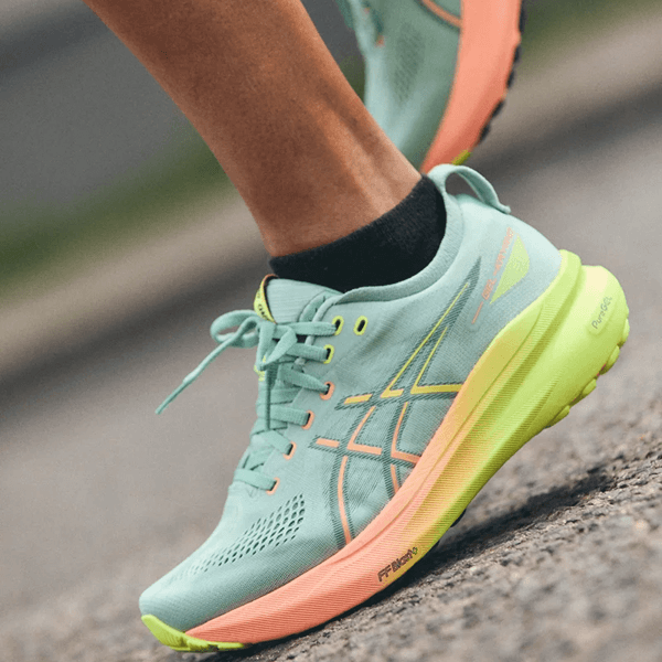 Энергия новых стартов: New Balance, Hoka, Asics, On в SportKult.